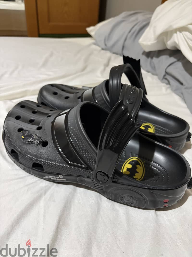 Crocs batman 1