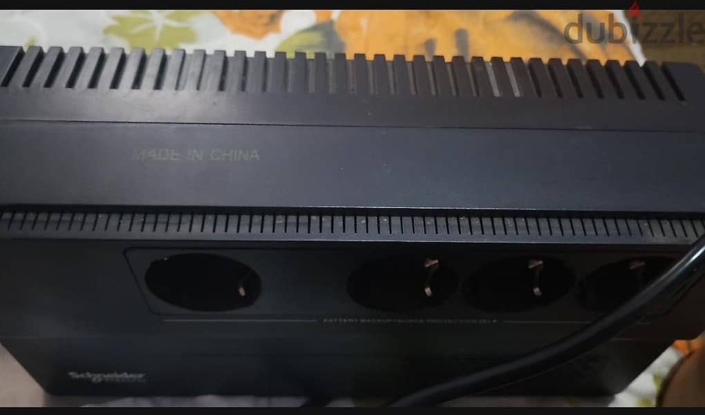 Easy UPS Schneider Electric 1