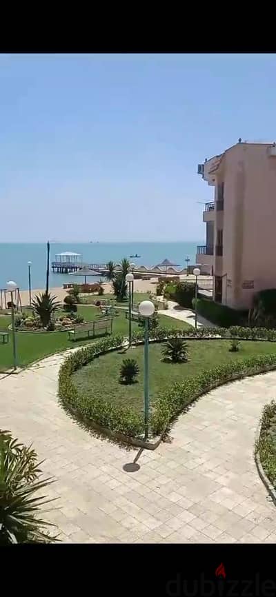 شاليه للبيع بقريه تروبيكانا فايد  high end (عقد اخضر)