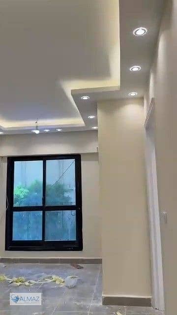 Unfurnished duplex, 230 sq m, for rent in Arabiya Compound, First Settlement, very close to South 90th Street.