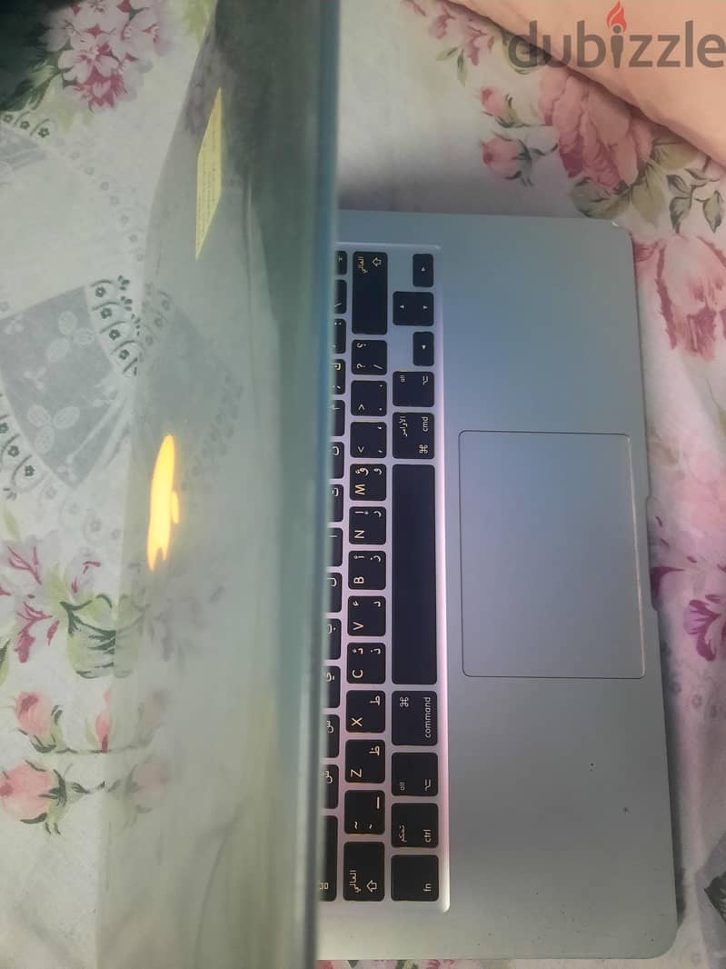 MacBook Pro 1
