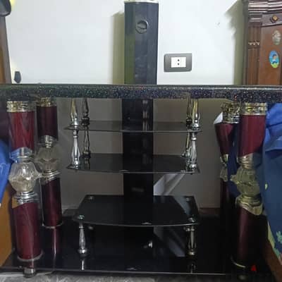 ترابيزة ديكور للشاشه واغراض اخري