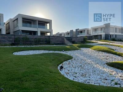 Chalet for sale in La Vista Ray Sokhna, pool view, immediate delivery, finished, next to the windmills