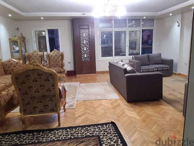 فرصه شقه ١٧٠ م للبيع بارض الجولف اول بلكونه مباني ٢٠١٩