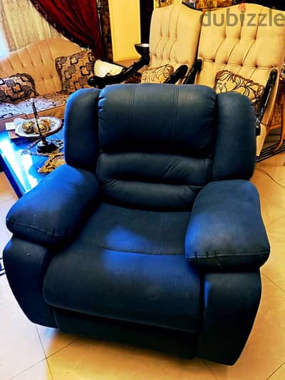 Lazy boy manual chair