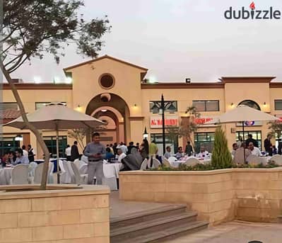 فرصة ممتازة للبيع محل ٨٠م بقطاع الخدمات المتنوعة D بالسوق الشرقى بمدينة الرحاب