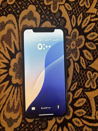 iPhone 11 Pro Gold  مساحة 64GB البطارية 77% 