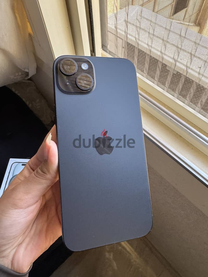 Apple - iPhone 15 plus 3