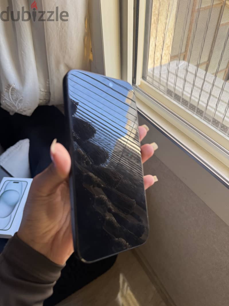 Apple - iPhone 15 plus 9