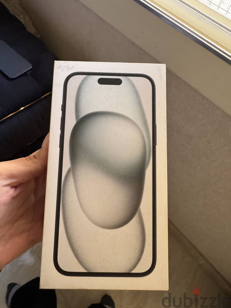 Apple - iPhone 15 plus 10