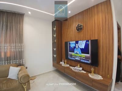 شقة للبيع بالفرش بالشيخ زايد الحي الثالث عشر دور ثاني 260م متشطبة