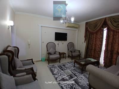 شقة مفروشة للايجار بالشيخ زايد عمارات المستقبل دور ثالث فيها 2 تكييف