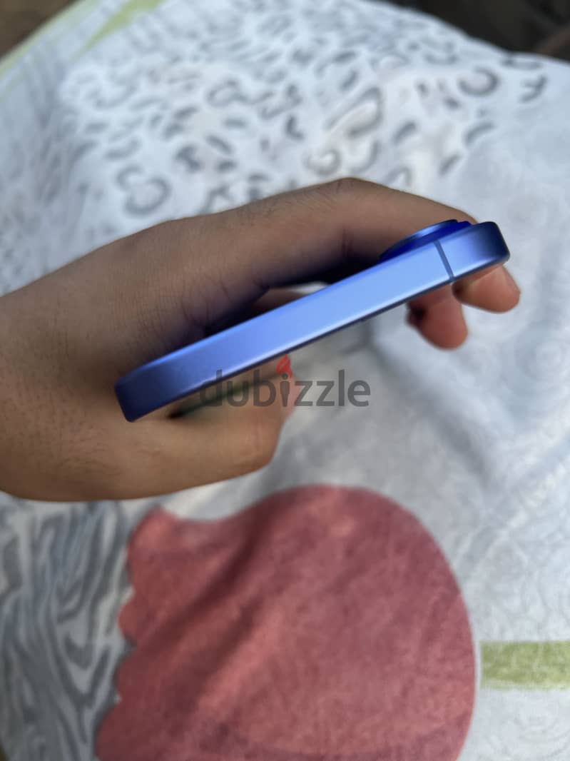 Iphone 16 plus 4