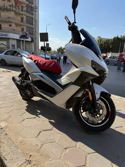 اسكوتر للبيع