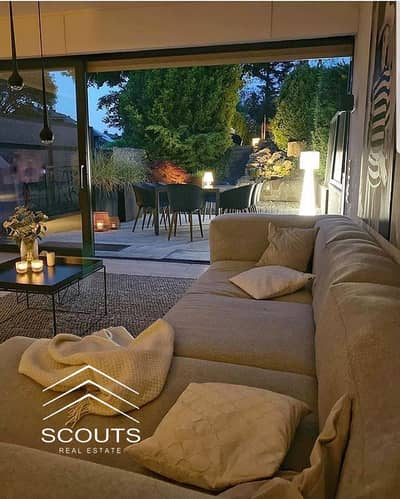 اطلاله مباشره علي ال water features توين هاوس prime location للبيع high-end اعلي مستوي رفاهيه في التجمع  خطوات من التسعين والجامعه الامريكيه AUC