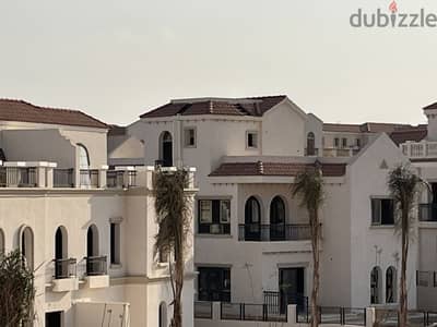 تاون هاوس كورنر سيليا طلعت مصطفى