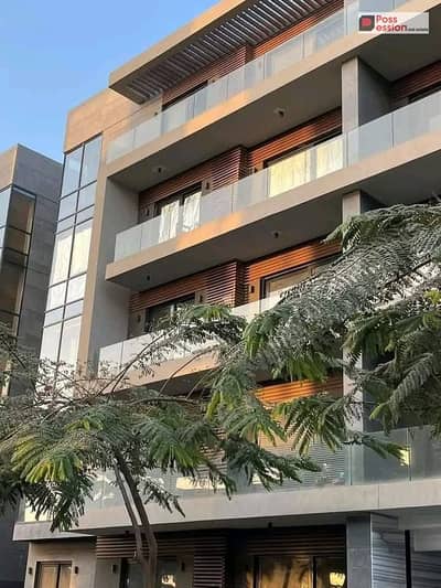 شقة للبيع بالتقسيط في سوديك فيليت Sodic في التجمع الخامس بجوار lake view Residence و Mivida اكبر كمبوند بالتجمع بجانب الجامعة الأمريكية