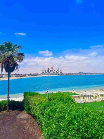 فيلا بمارينا بموقع خيالي