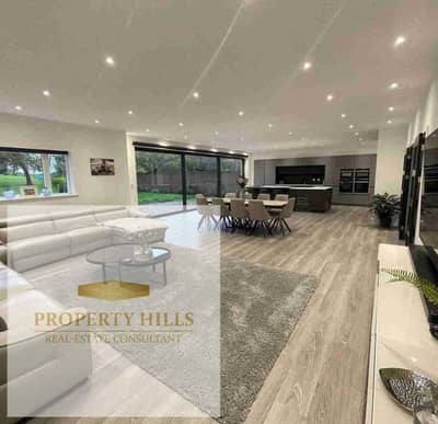 Villa by La Vista for sale at the old price, ready for immediate occupancy upon signing the contract in Patio 5 East.