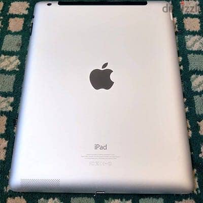 iPad 4 (Apple) للبيع – حالة ممتازة