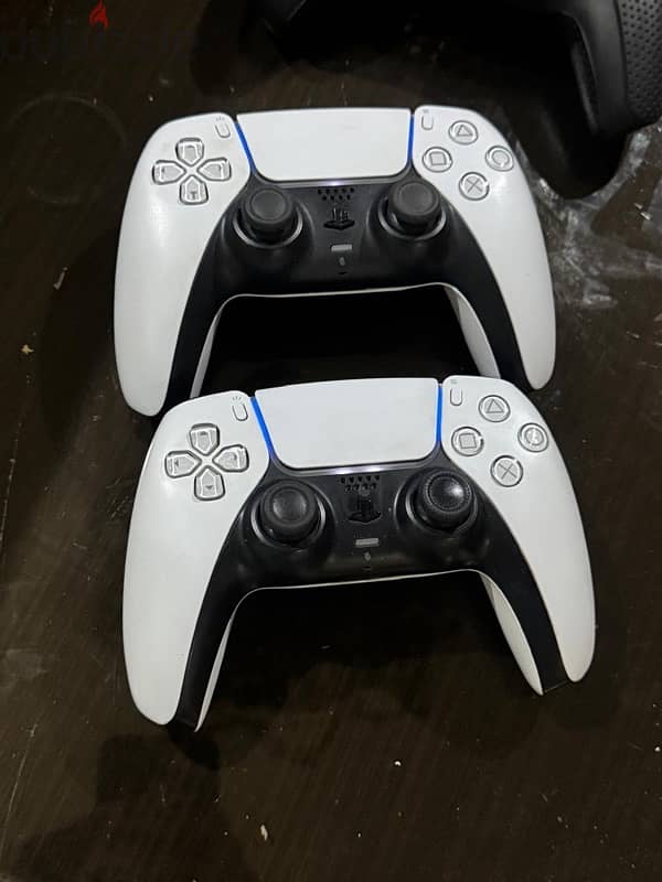 PlayStation 5 Slim 4