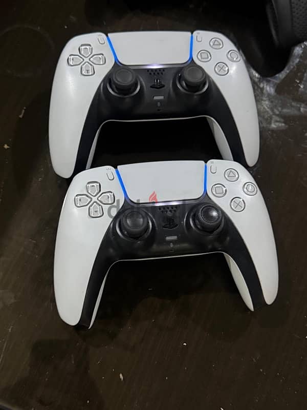 PlayStation 5 Slim 7