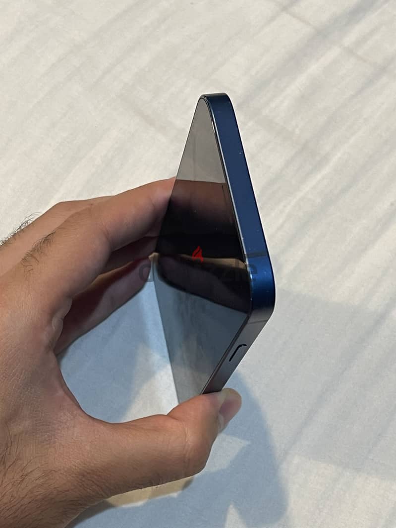 Apple - iPhone 12 2