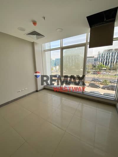 مكتب او عيادة للايجار في تريفيوم بيزنس كومبلكس الشيخ زايد امام بارك ستريت مباشرة office or clinic for rent in trivium business complex el sheikh zayed