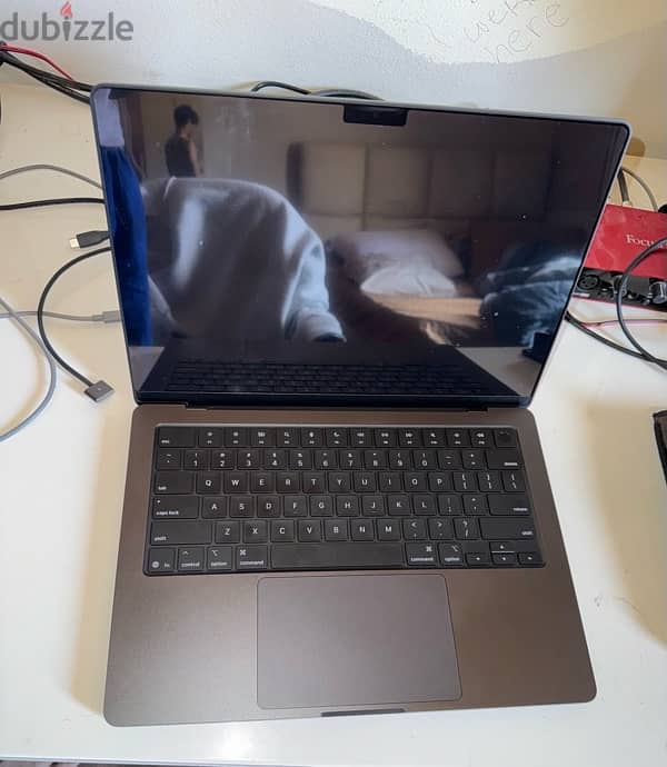 macbook pro 14 4