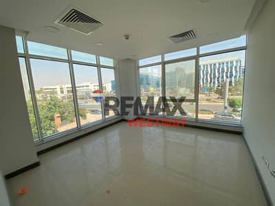 مكتب او عيادة للايجار في تريفيوم بيزنس كومبلكس الشيخ زايد امام بارك ستريت مباشرة office or clinic for rent in trivium business complex el sheikh zayed