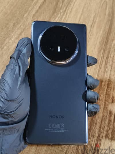 Honor Magic V5