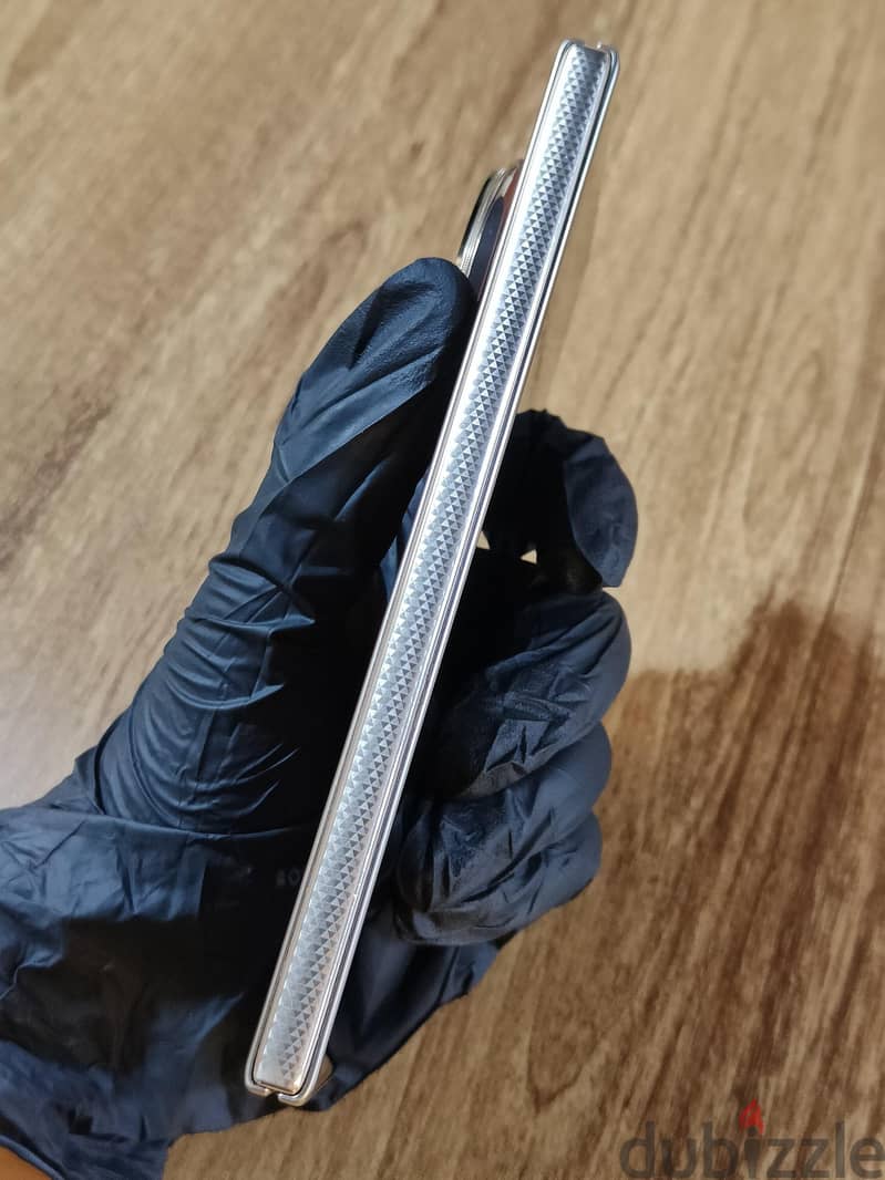 Honor Magic V5 5