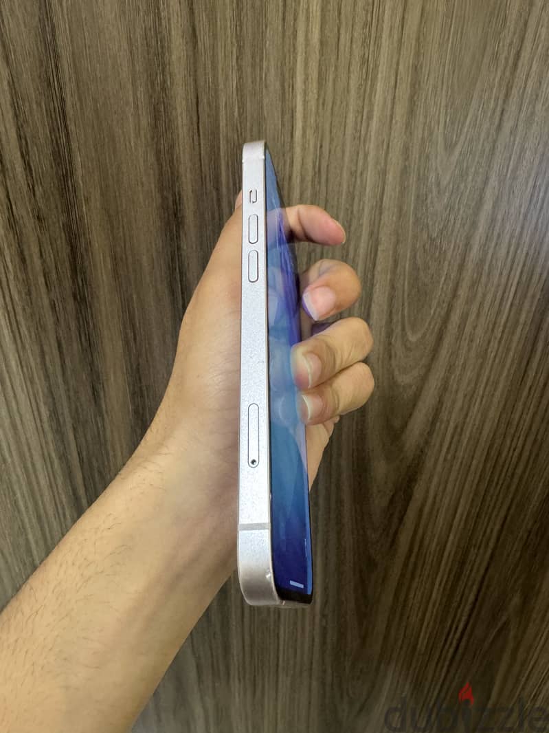 iPhone 13 1