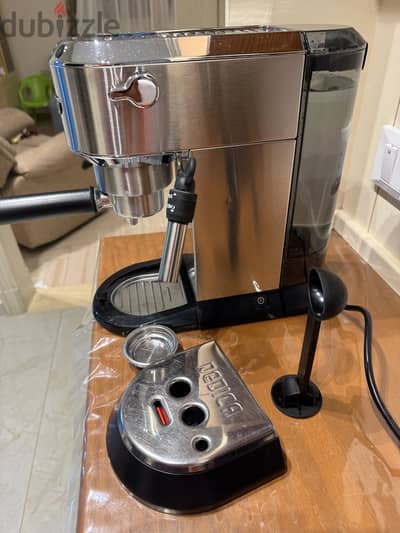 Delonghi dedica 685