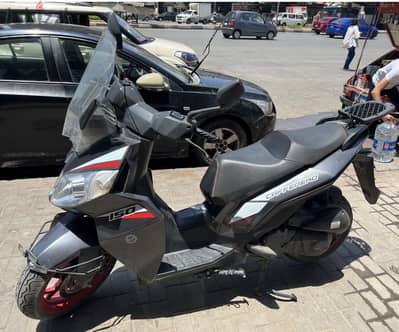 للبيع اسكوتر كافينيرو سبورت بحالة ممتازة