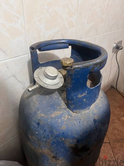 انبوبه غاز منظم ايطالي