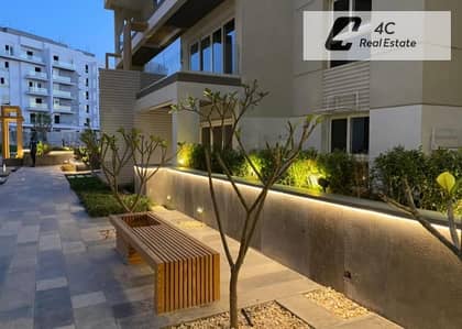 Apartment for rent 175 3bdr ultra super lux finishing On central park in Mountain View iCity Fifth Settlement New Cairo next to Mivida and Hyde Park