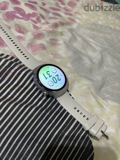 Smart watch من عمان