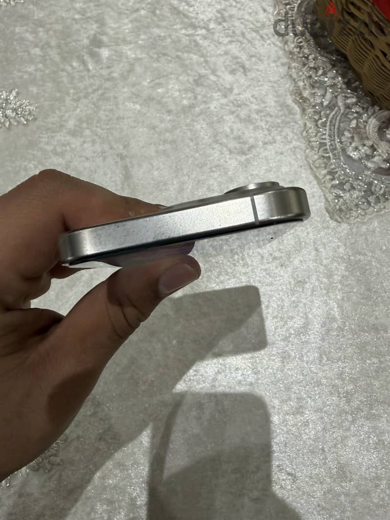 Apple - iPhone 15 Pro 6