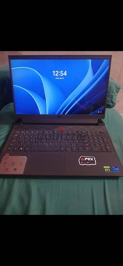 Dell G15 5511