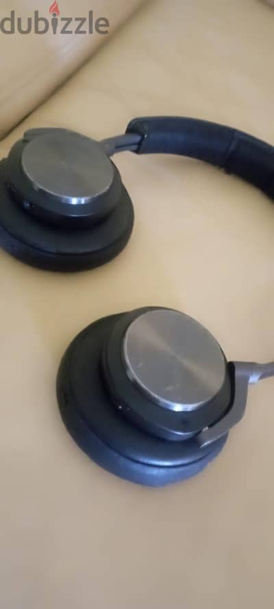 B&O headphones