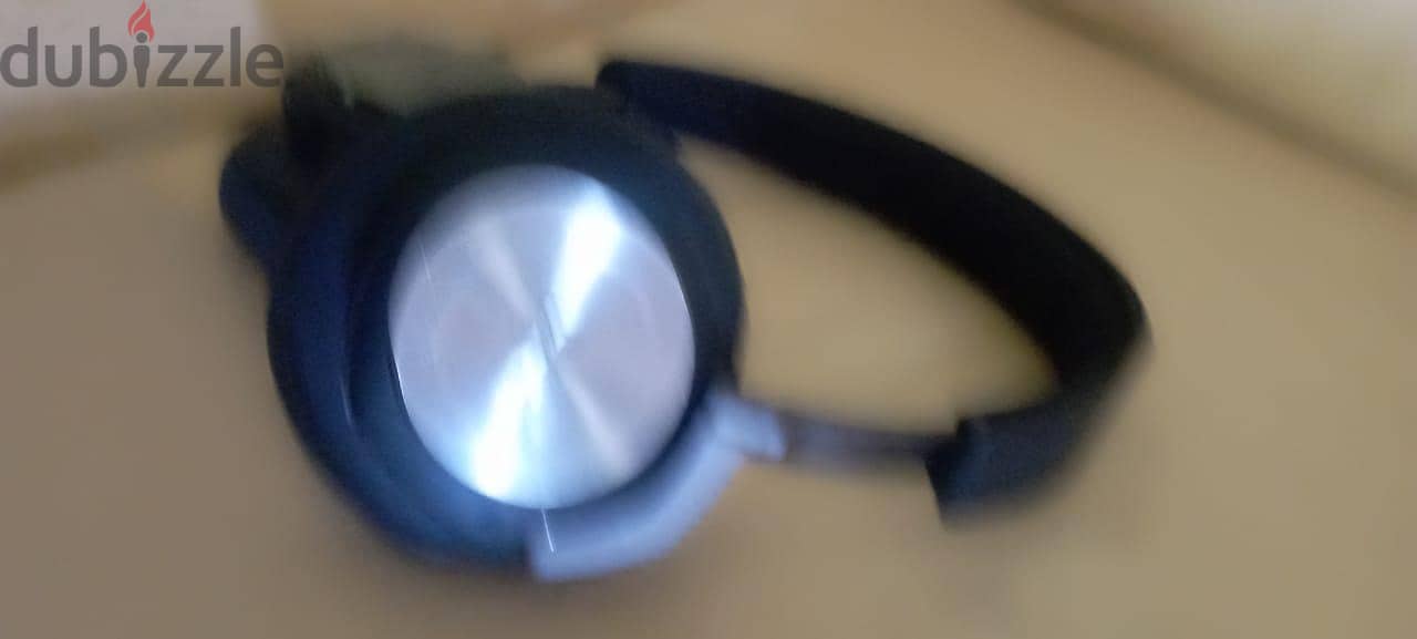 B&O headphones 4