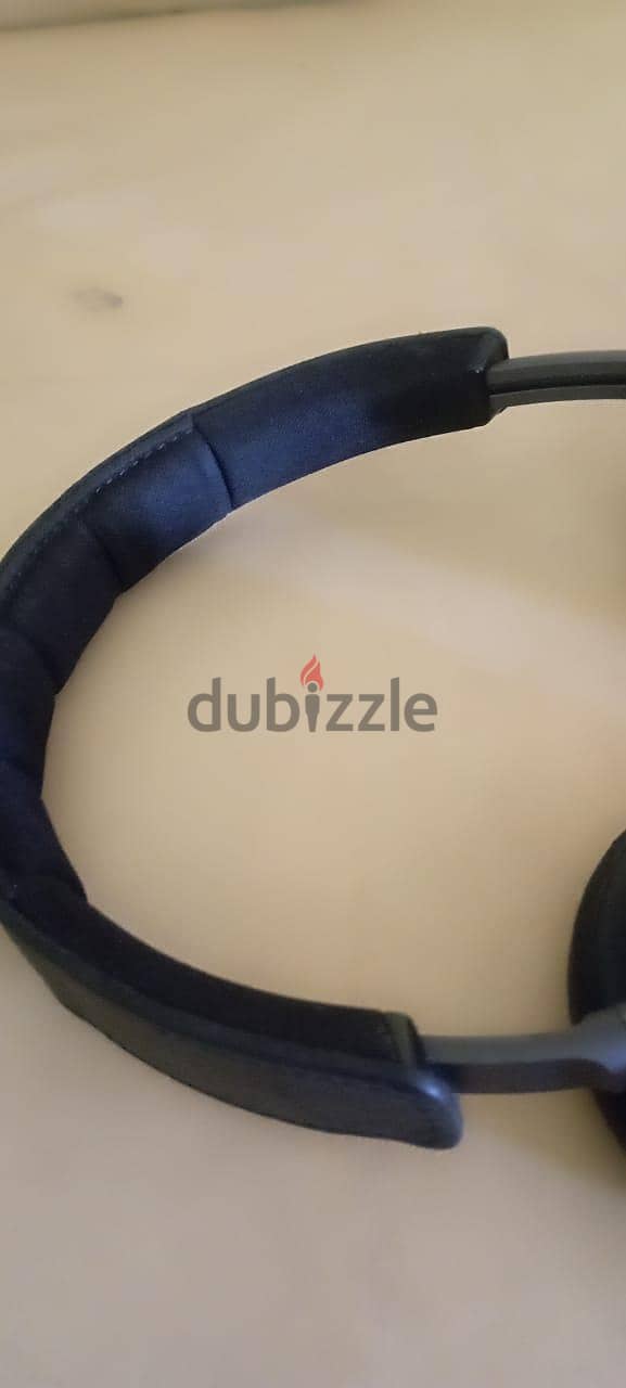 B&O headphones 7