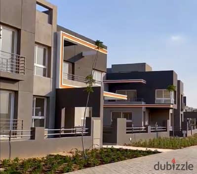 للاستثمار والسكن الفاخر بنت هاوس للبيع بفيو راءع بكمبوند كيان
