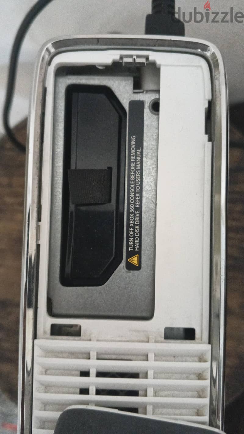 white moded Xbox 360 s 4