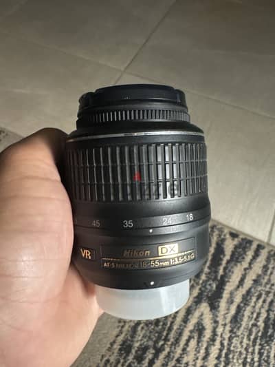 Nikon AF-S DX NIKKOR 18-55mm f/3.5-5.6G VR Lens