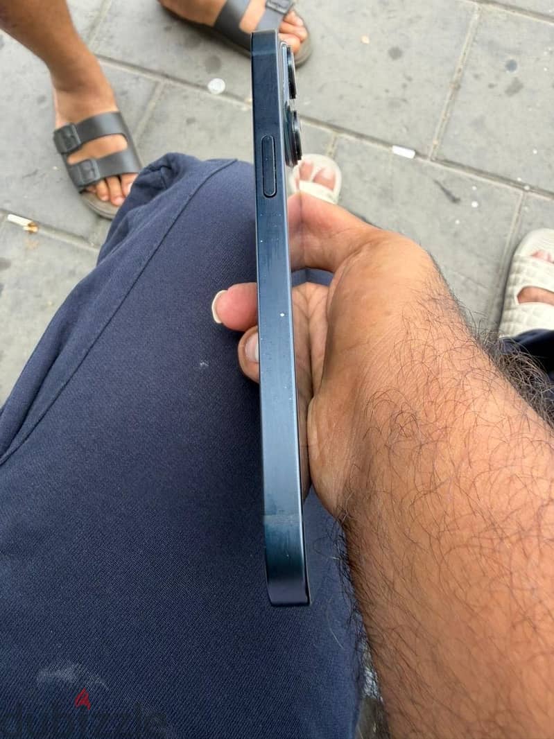 Apple - iPhone 14 4