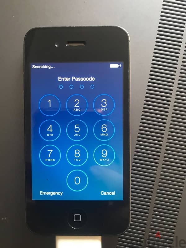 iPhone 4  esim لايوجد مدخل للخط 5