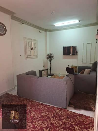 بيت ابني بيتك للبيع بالحي العاشر 3 ادوار تشطيب سوبر لوكس متوسع امامي الدور الاول والثاني بلكونه كبيرة