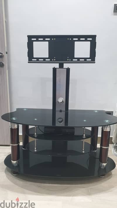 T. V table طرابيزه تليفزيون